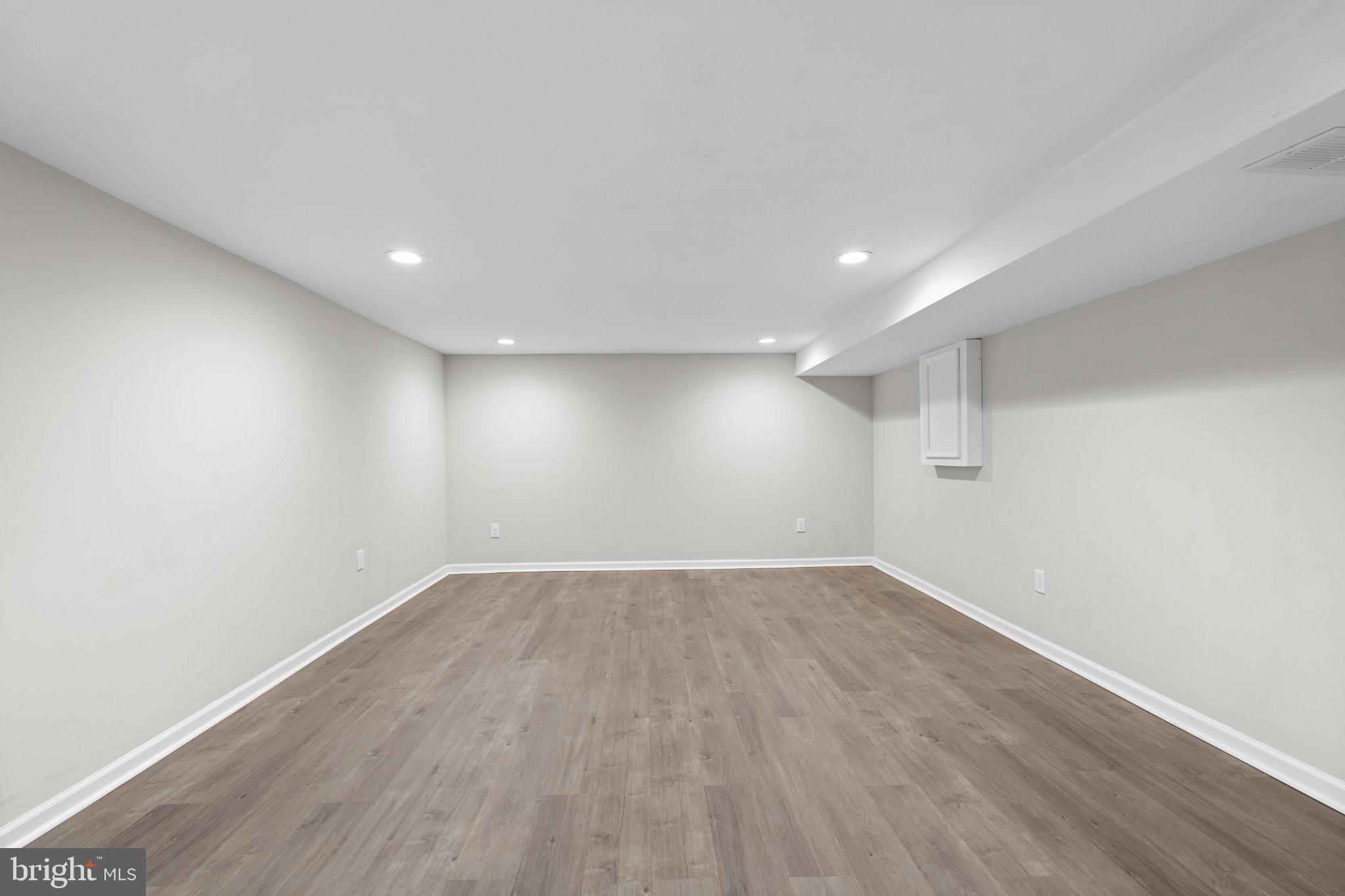 205 Juniper Road, Unit 288 Havertown, PA 19083 - Photo 24 of 28 Versatile space ready for your vision.