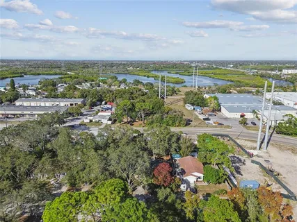 $329,900 | 727 Locust Street, Tarpon Springs, FL 34689