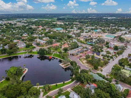 $329,900 | 727 Locust Street, Tarpon Springs, FL 34689