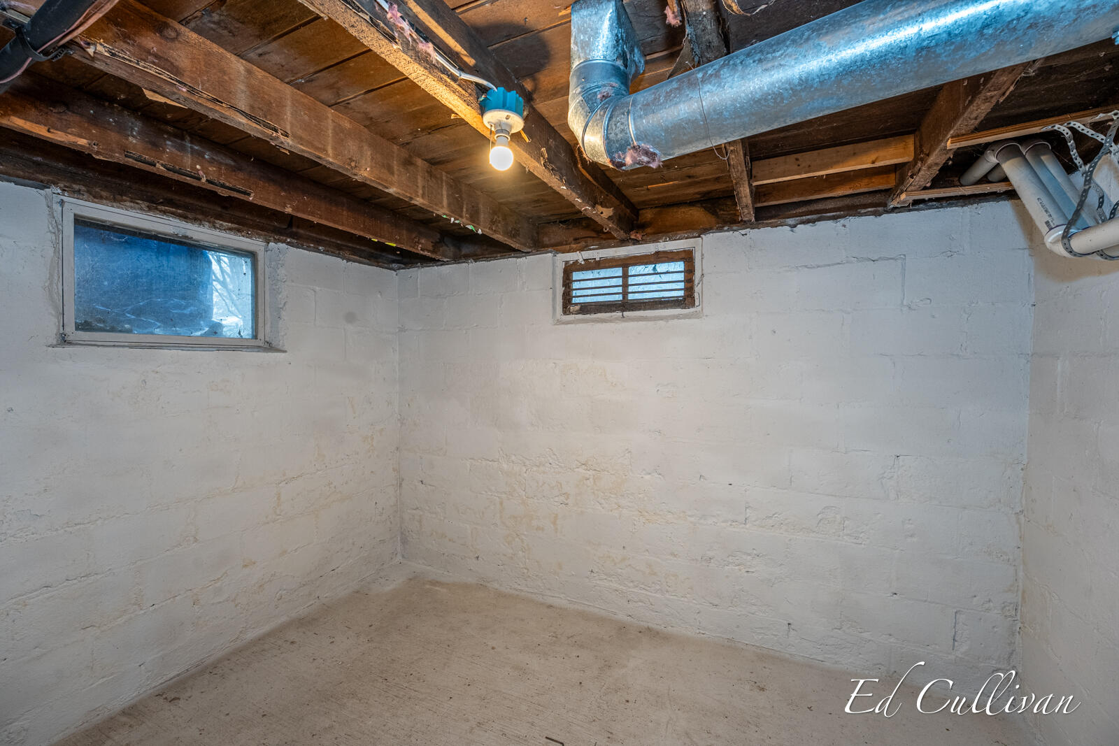 211 North Division Street Spring Lake, MI 49456 - Photo 23 of 34 211 S. Division-23