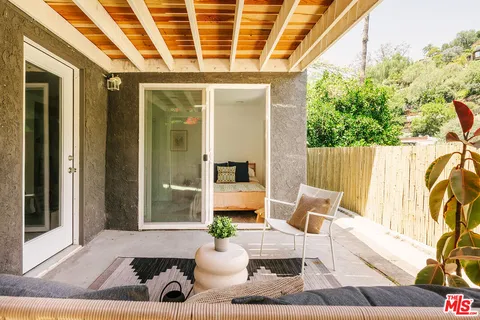 $899,000 | 466 Wren Drive, Los Angeles, CA 90065