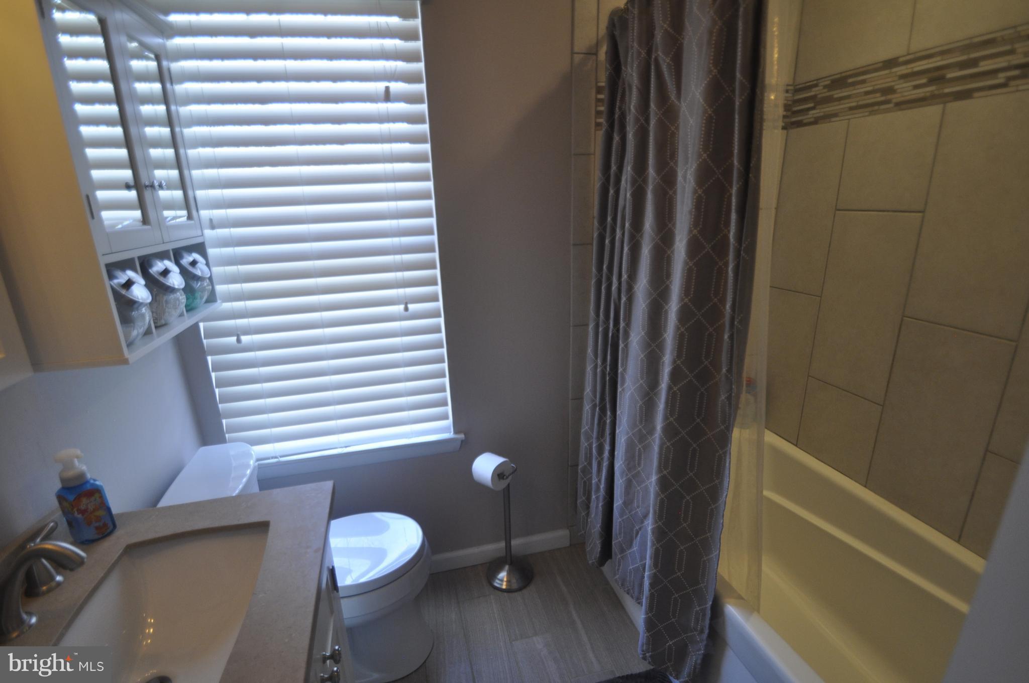 61 Jones Station Road Arnold, MD 21012 - Photo 16 of 27 Superb custom bath