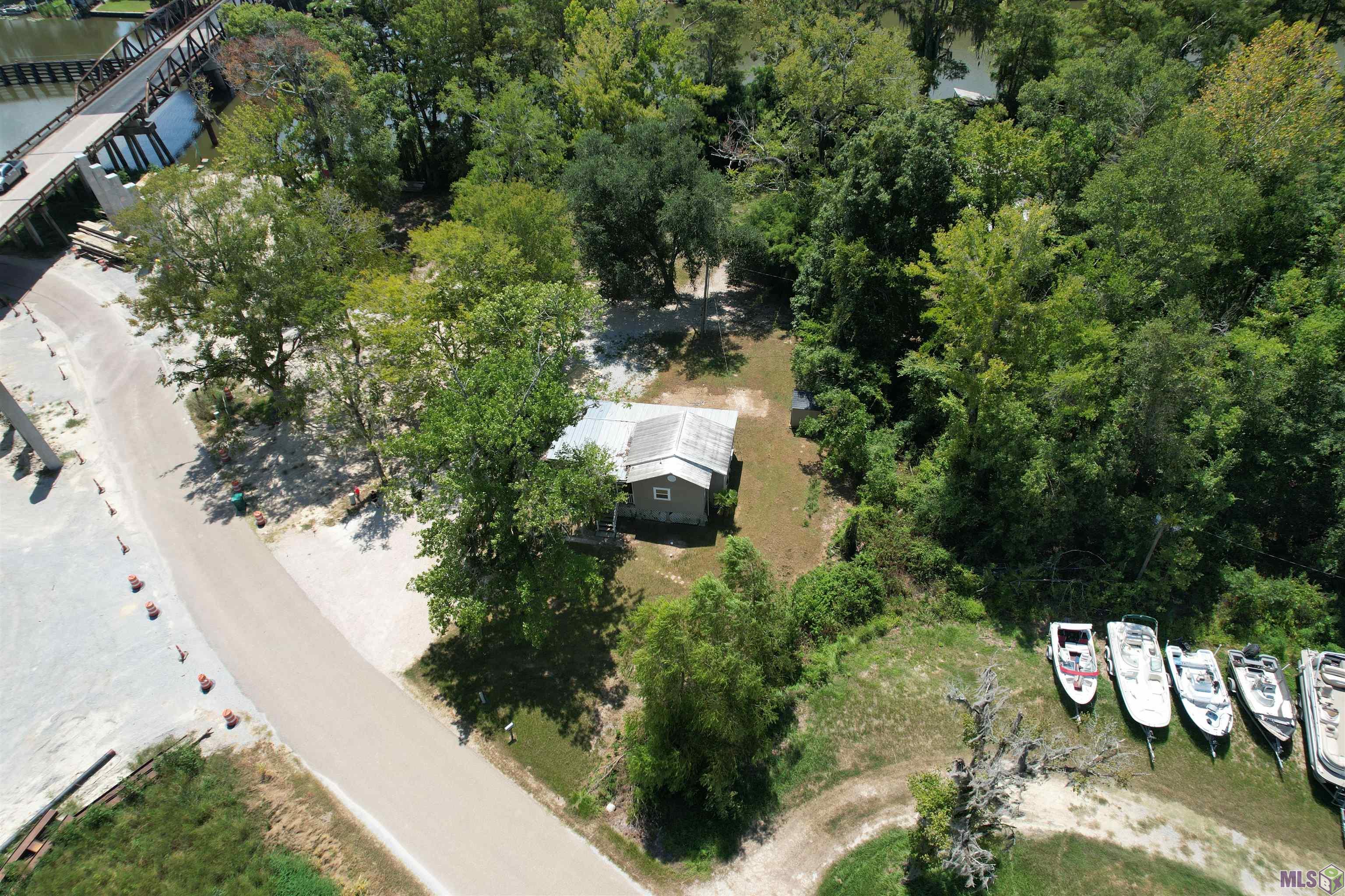 18242 La Trace Road French Settlement, LA 70733 - Photo 11 of 15