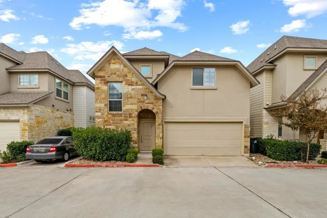 $2,150 | 13001 Hymeadow Drive, Unit 10, Austin, TX 78729