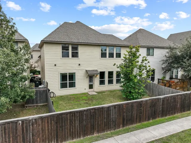 $2,150 | 13001 Hymeadow Drive, Unit 10, Austin, TX 78729