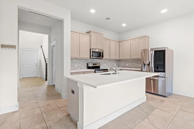 $2,150 | 13001 Hymeadow Drive, Unit 10, Austin, TX 78729