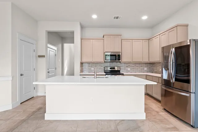 $2,150 | 13001 Hymeadow Drive, Unit 10, Austin, TX 78729