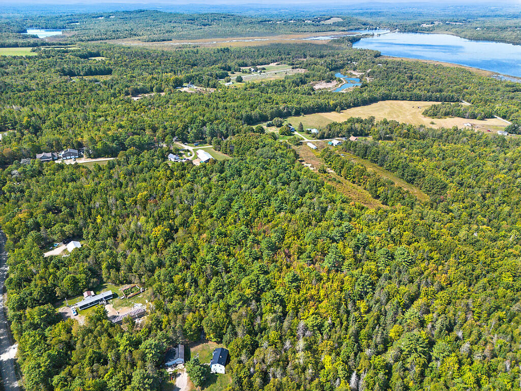 68 Old Farm Road Plymouth, ME 04969 - Photo 12 of 21 back right of lot