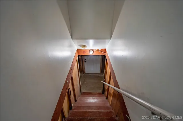 $249,000 | 94 Vista Place, Camdenton, MO 65020