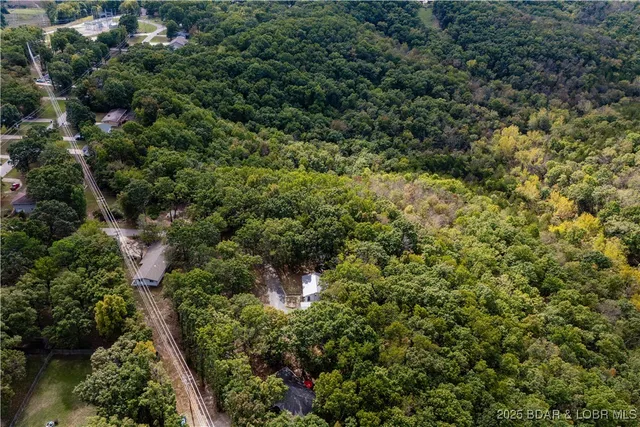 $249,000 | 94 Vista Place, Camdenton, MO 65020