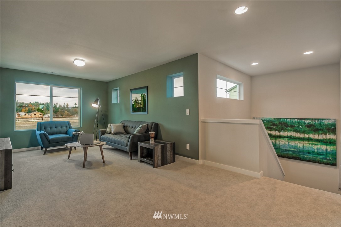 2108 Mayes Road Southeast Lacey, WA 98503 - Photo 11 of 17 Gallery Image 11