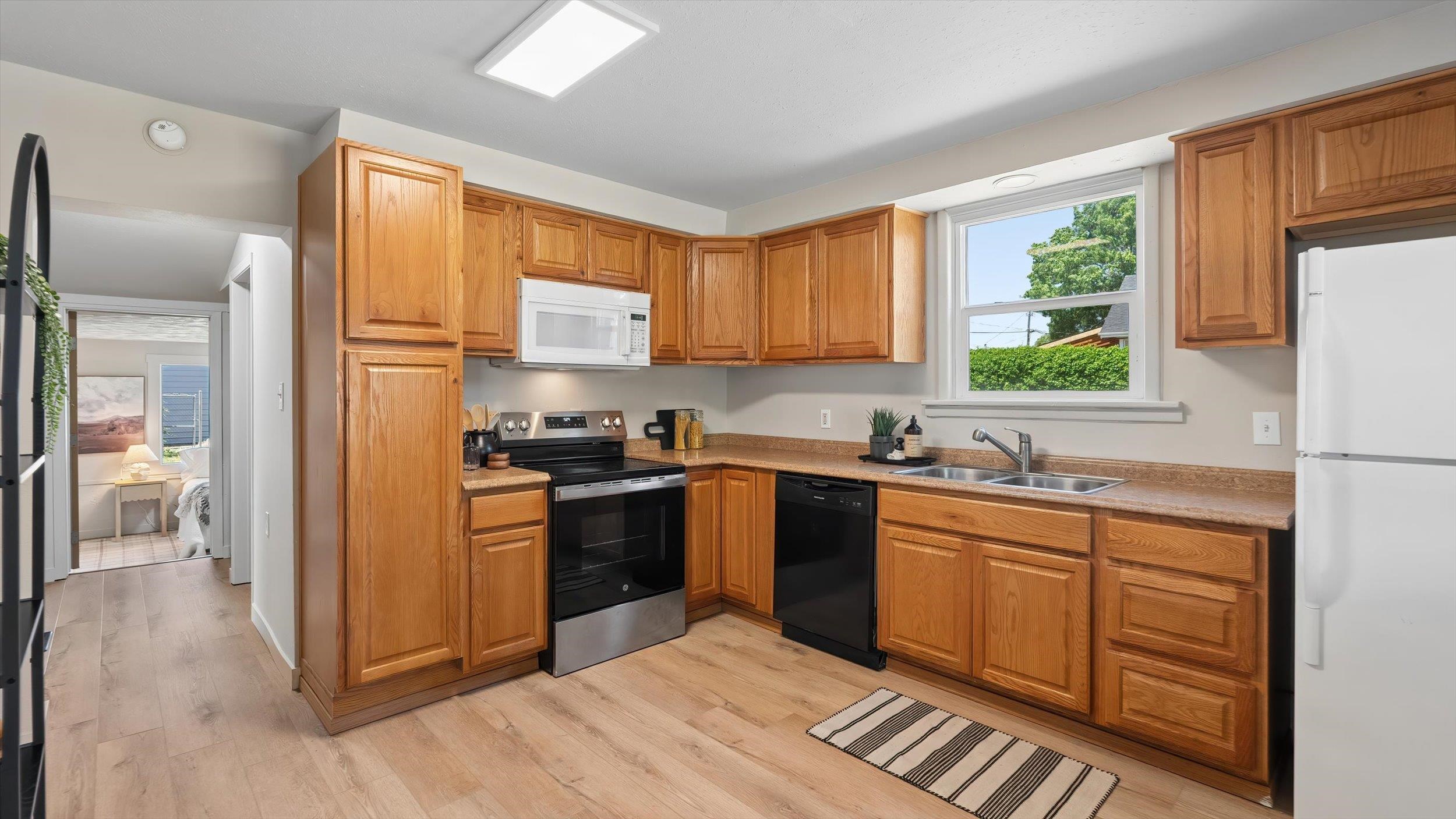4027 North Post Street Spokane, WA 99205 - Photo 7 of 23