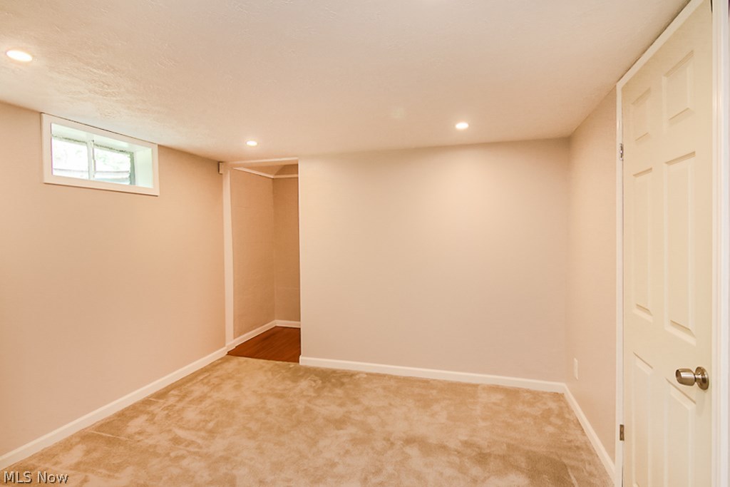 2980 Rockefeller Road Wickliffe, OH 44092 - Photo 19 of 34 Gallery Image 19
