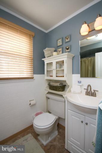 4611 White Marsh Road Rosedale, MD 21237 - Photo 27 of 30 Bath