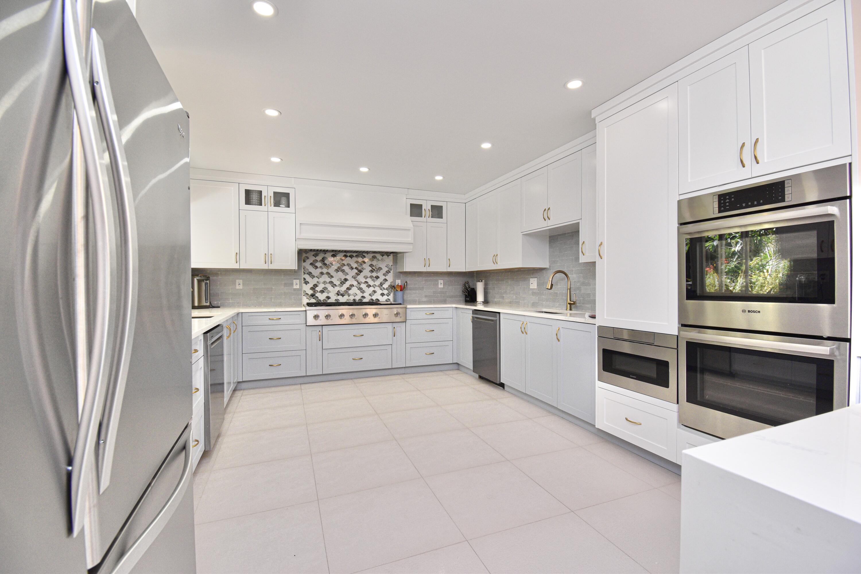 7060 San Sebastian Circle Boca Raton, FL 33433 - Photo 17 of 56 D9749310-BB98-41BA-901C-80883895B5A6