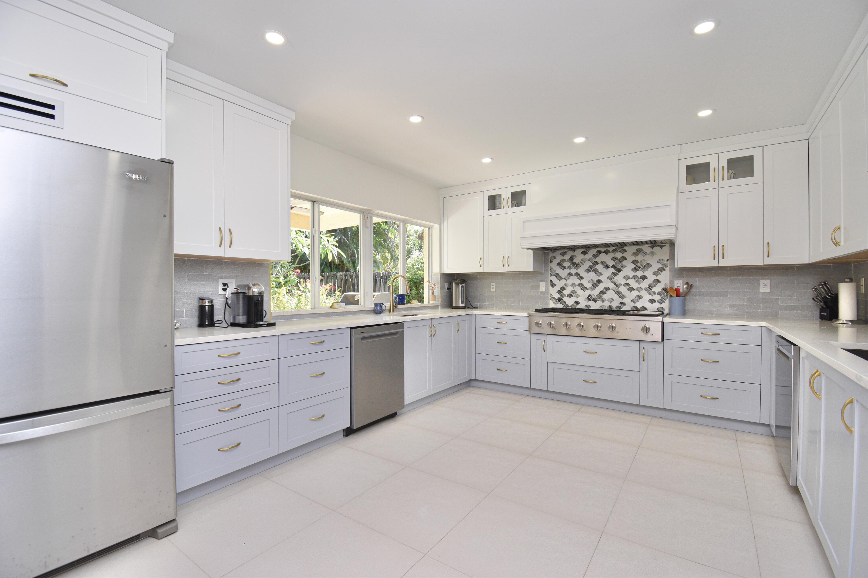 7060 San Sebastian Circle Boca Raton, FL 33433 - Photo 19 of 56 7B7A5A10-313D-4469-9D58-F03ECAA29F7E
