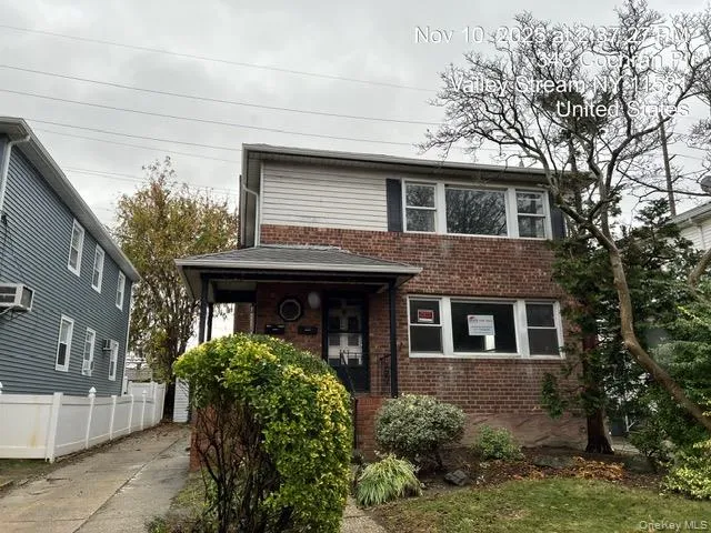 $655,000 | 343 Cochran Place, Valley Stream, NY 11581