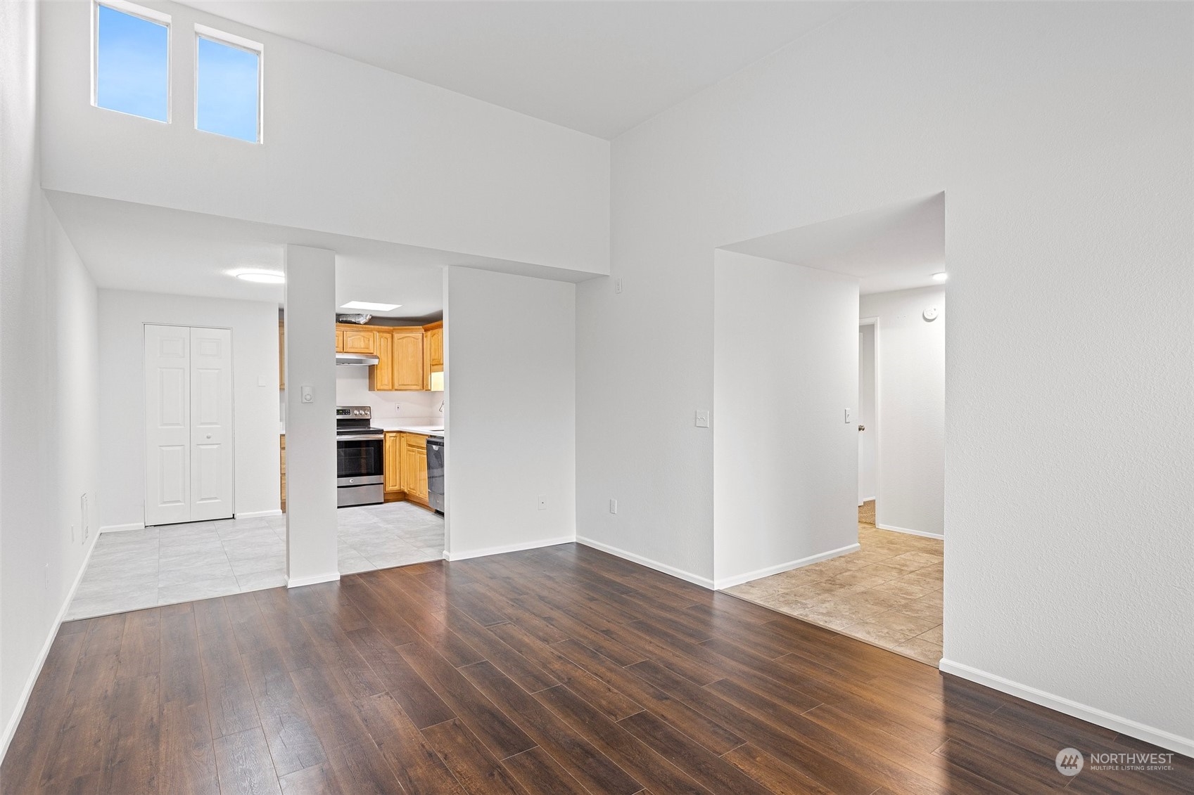 14600 Southeast 176th Street, Unit A6 Renton, WA 98058 - Photo 6 of 18 Gallery Image 6