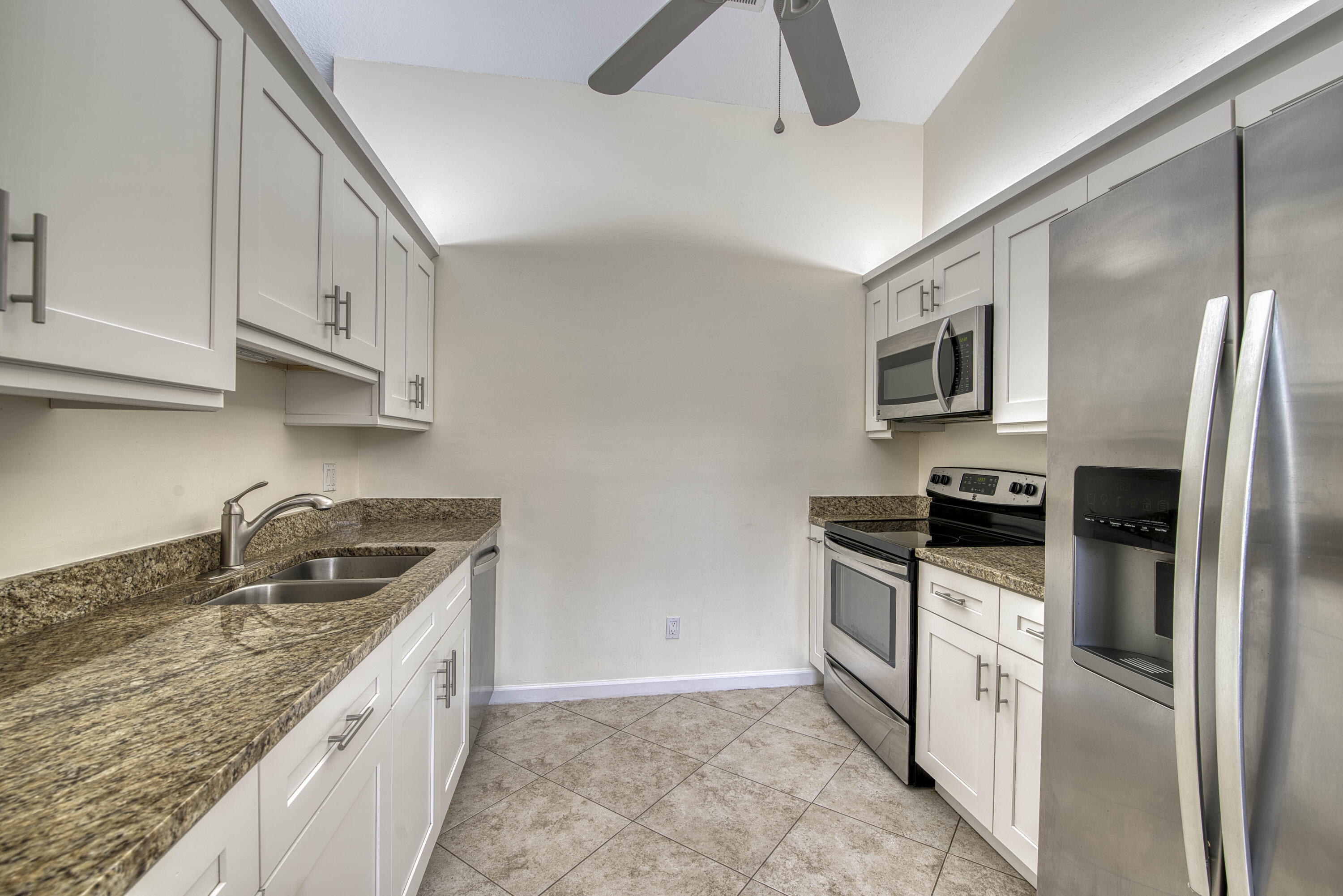 188 Wandering Trail Jupiter, FL 33458 - Photo 12 of 32 _IMG2835_HDR