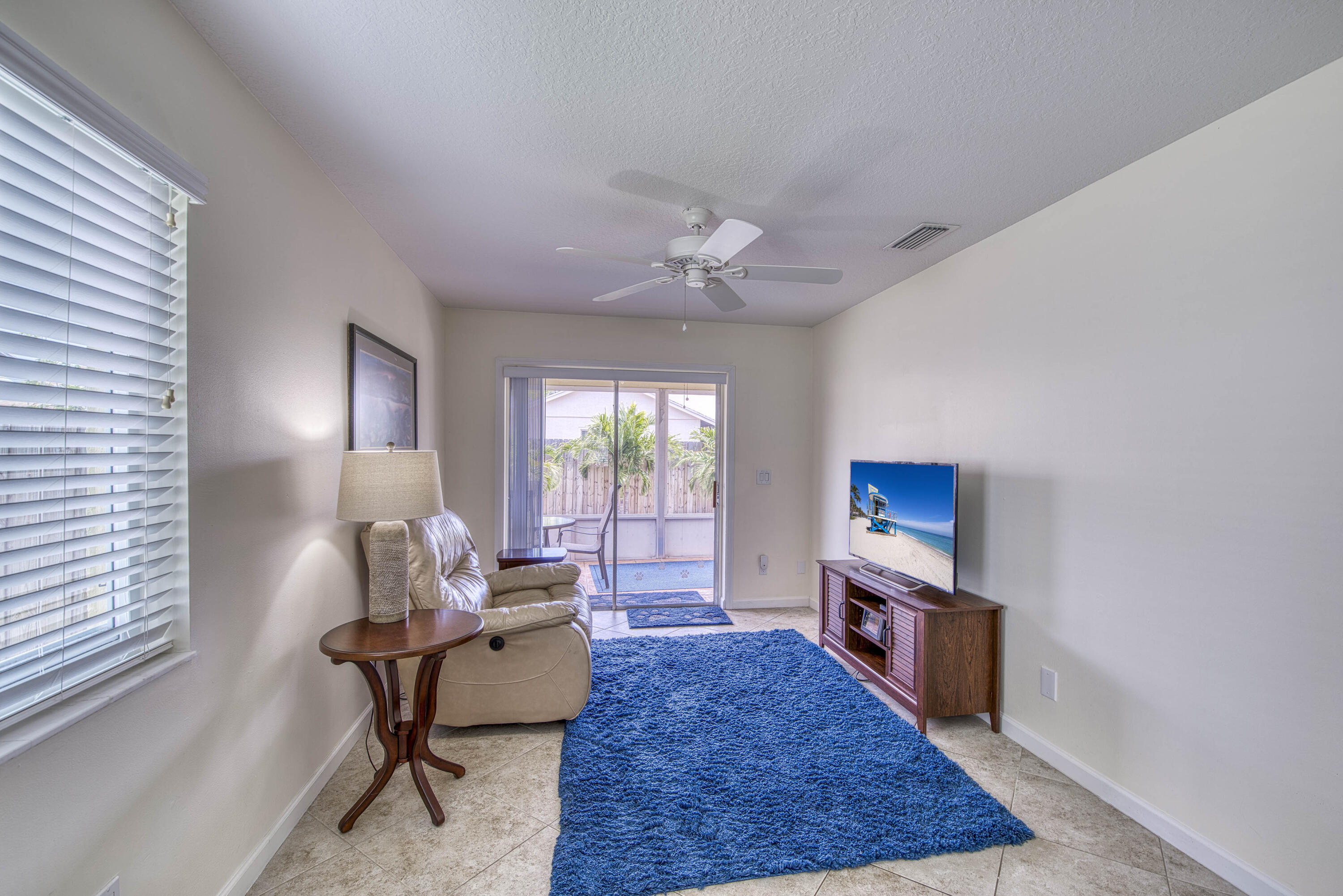 188 Wandering Trail Jupiter, FL 33458 - Photo 10 of 32 _IMG2733_HDR