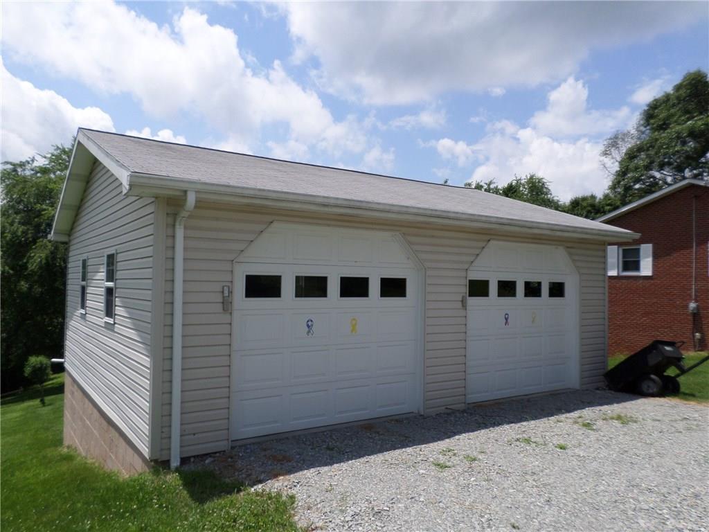 487 Blaker Ridge Road Waynesburg, PA 15370 - Photo 6 of 25