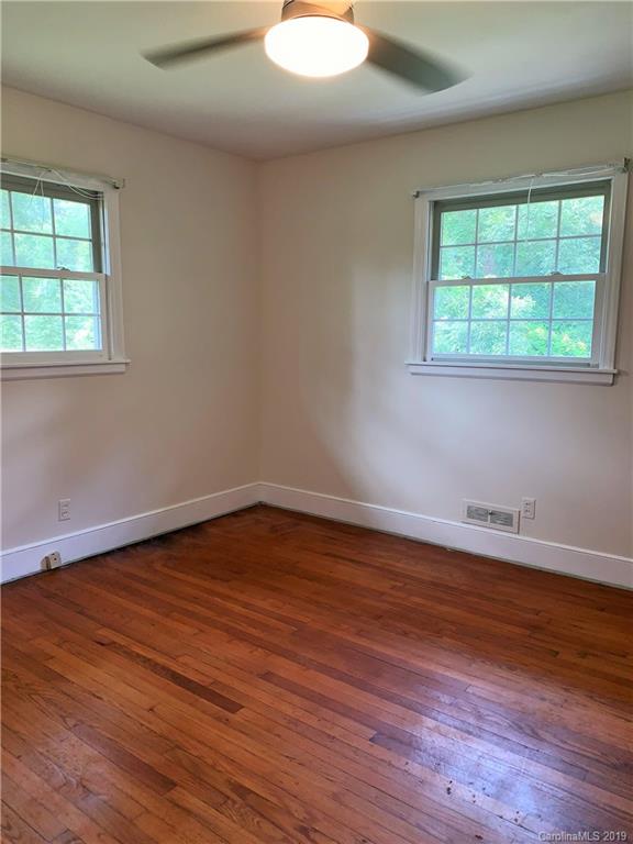 7722 Pleasant Grove Road Charlotte, NC 28216 - Photo 14 of 26 Gallery Image 14