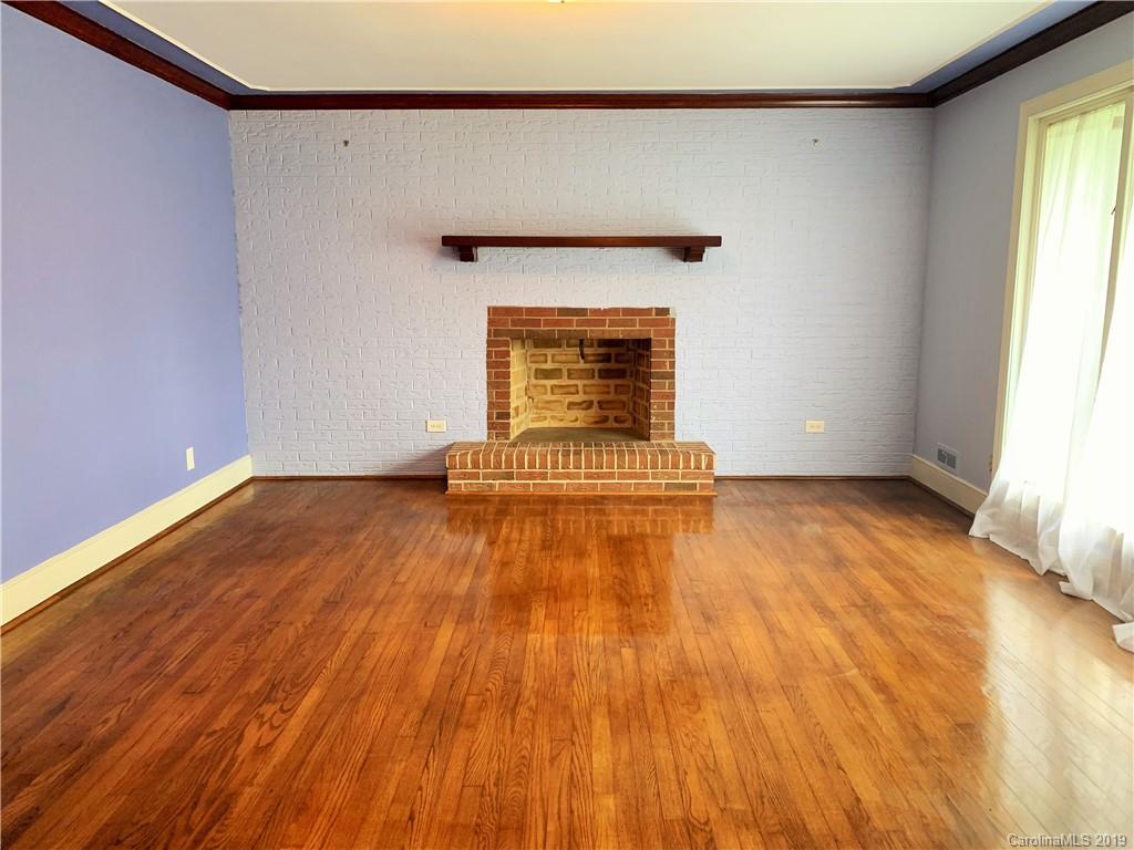 7722 Pleasant Grove Road Charlotte, NC 28216 - Photo 6 of 26 Gallery Image 6