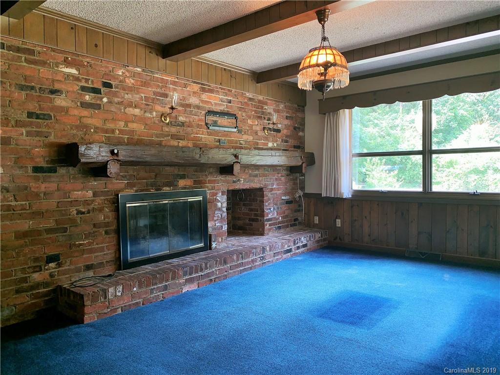 7722 Pleasant Grove Road Charlotte, NC 28216 - Photo 9 of 26 Gallery Image 9