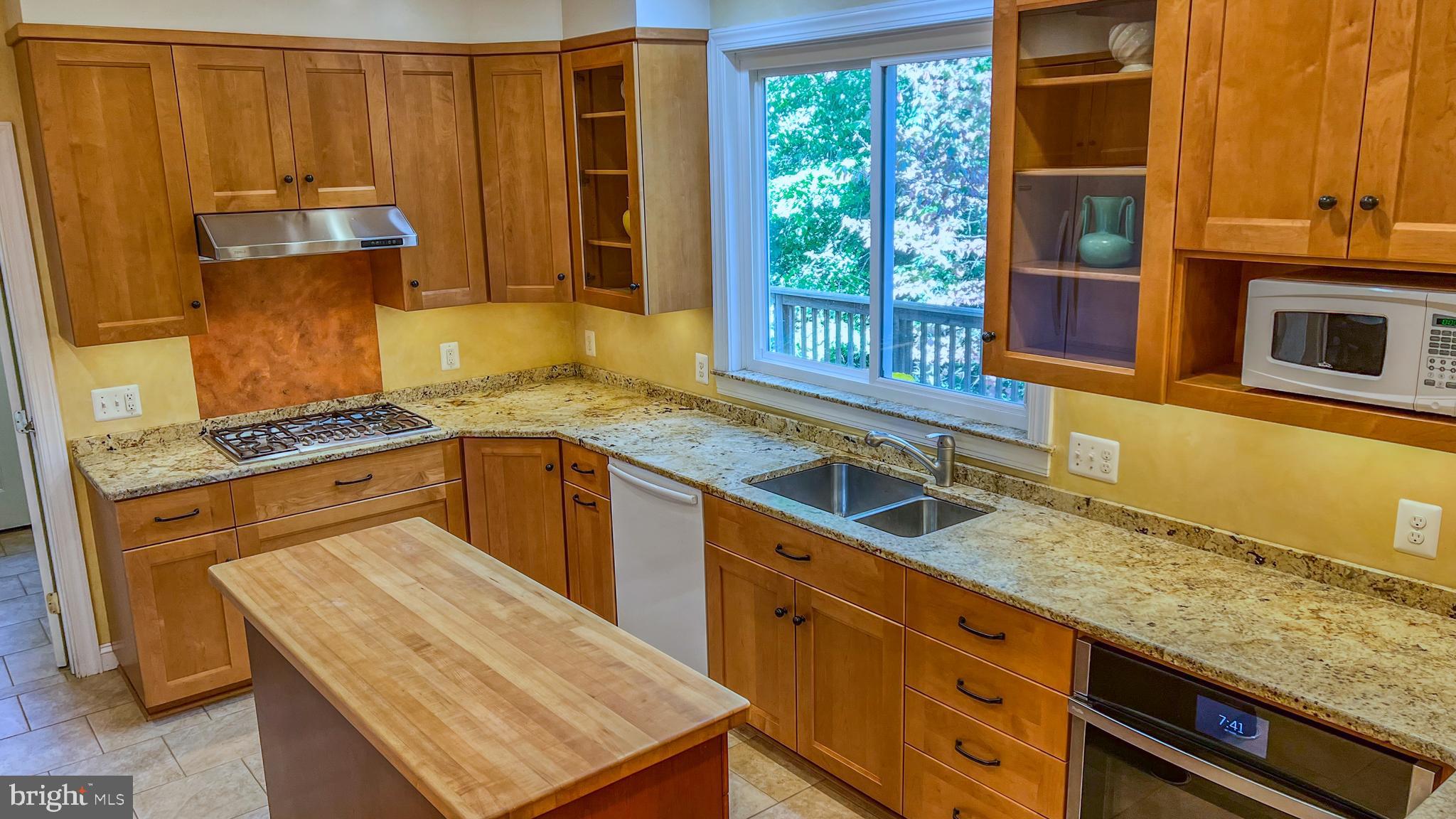 11906 Progress Lane Bowie, MD 20721 - Photo 17 of 107 A Cook's Kitchen