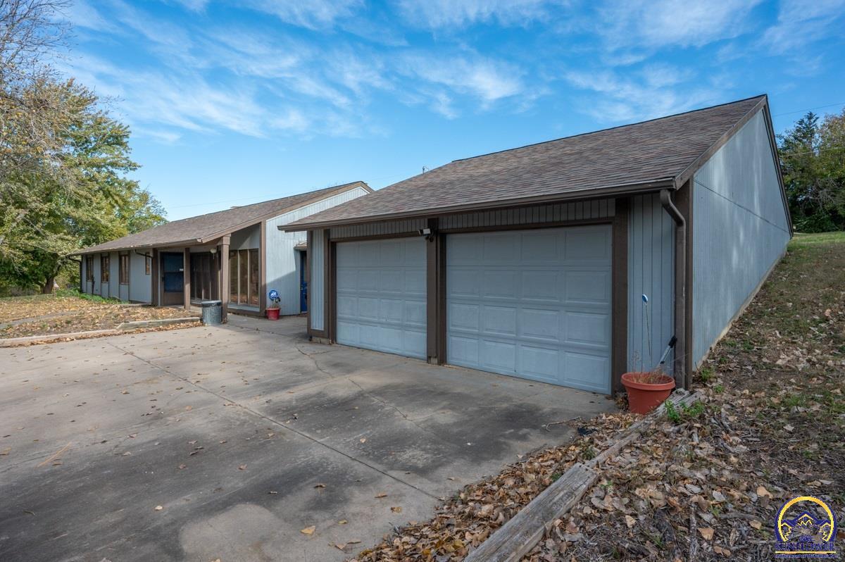 4612 Southwest Shenandoah Road Topeka, KS 66610 - Photo 24 of 25