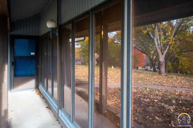 $290,000 | 4612 Southwest Shenandoah Road, Topeka, KS 66610