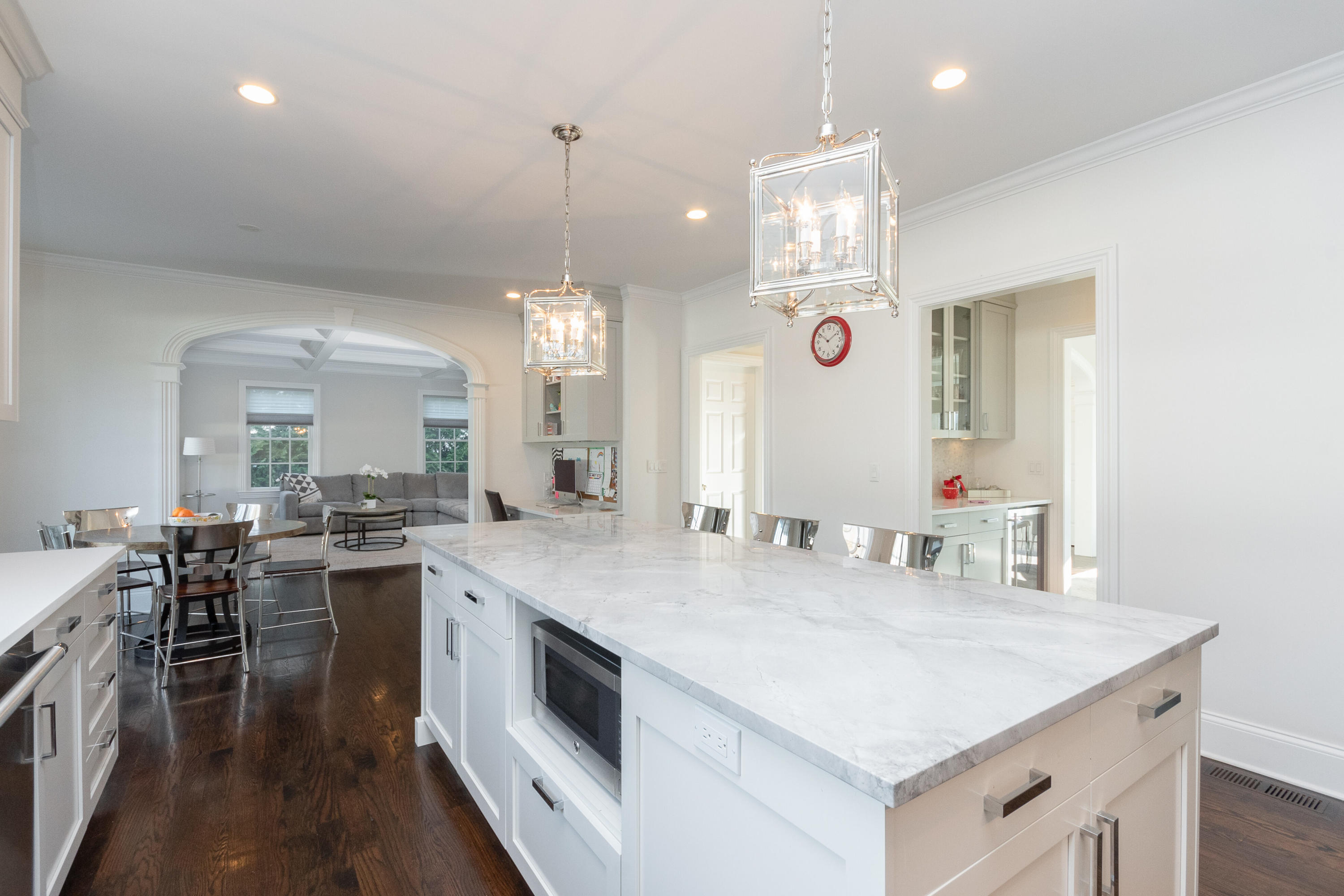 4 Echo Drive Darien, CT 06820 - Photo 14 of 40 a kitchen with a stove a sink and a refrigerator