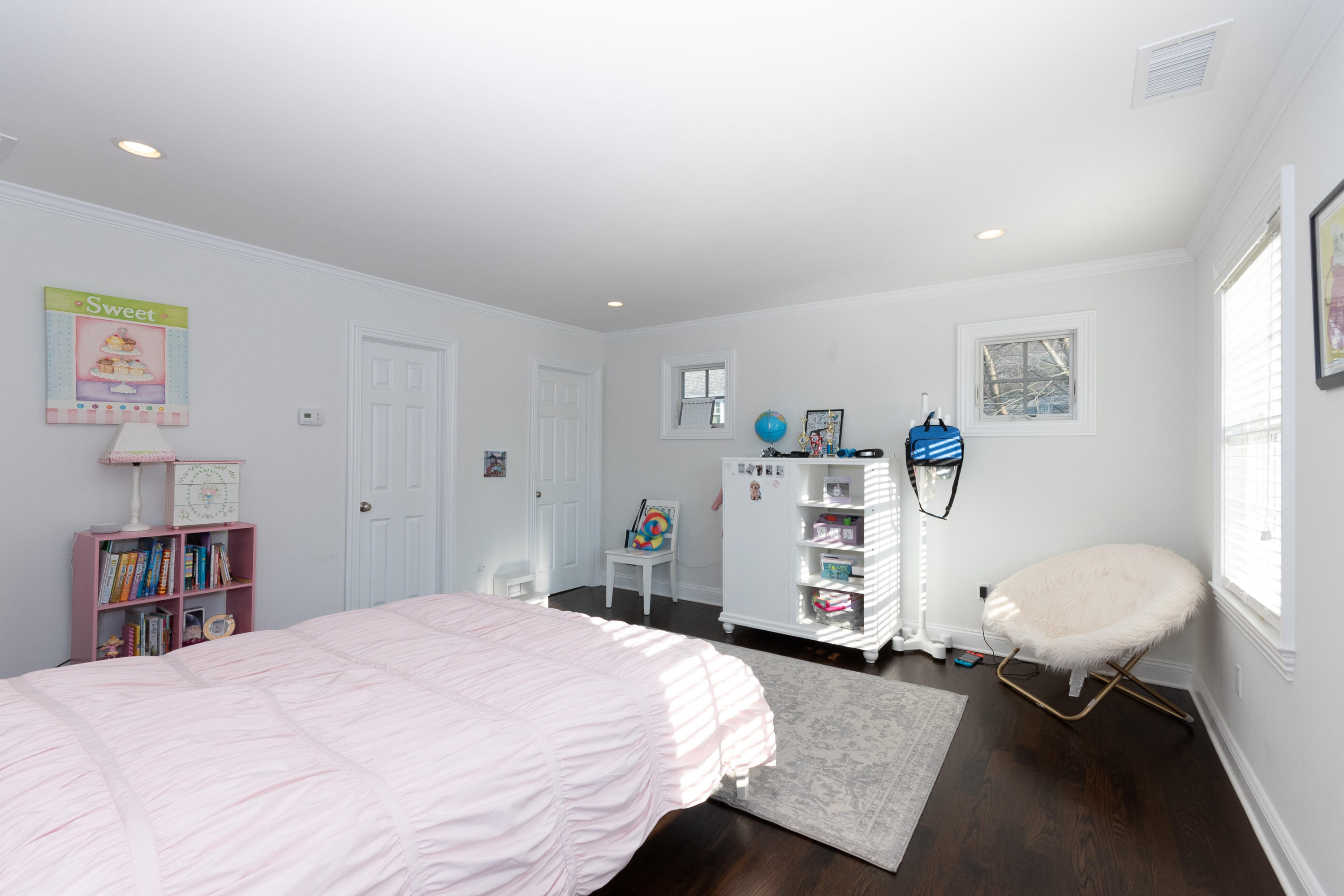 4 Echo Drive Darien, CT 06820 - Photo 29 of 40 a bed room with a bed and a window