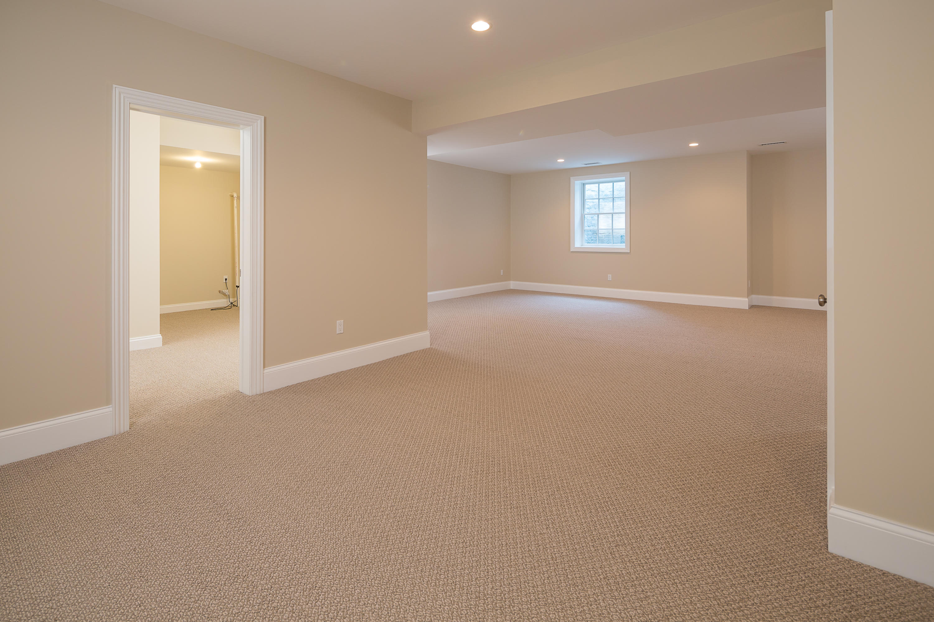 4 Echo Drive Darien, CT 06820 - Photo 35 of 40 an empty room with windows and closet