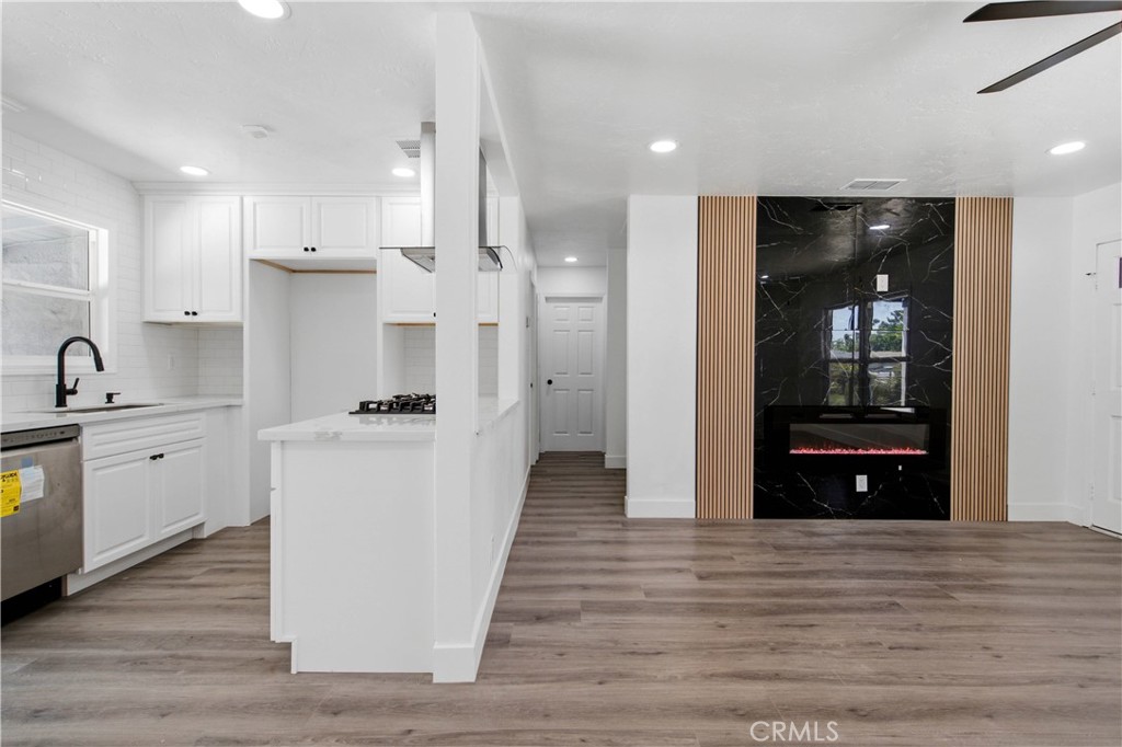 8774 Jo Jo Way Riverside, CA 92503 - Photo 12 of 57