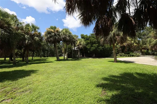 $1,210,000 | 500 Suffolk Circle, Nokomis, FL 34275