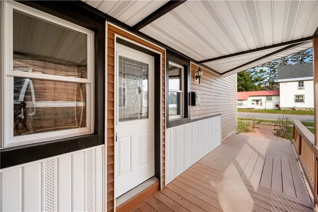 $149,900 | 14 East Spofford Avenue, Manheim, NY 13329