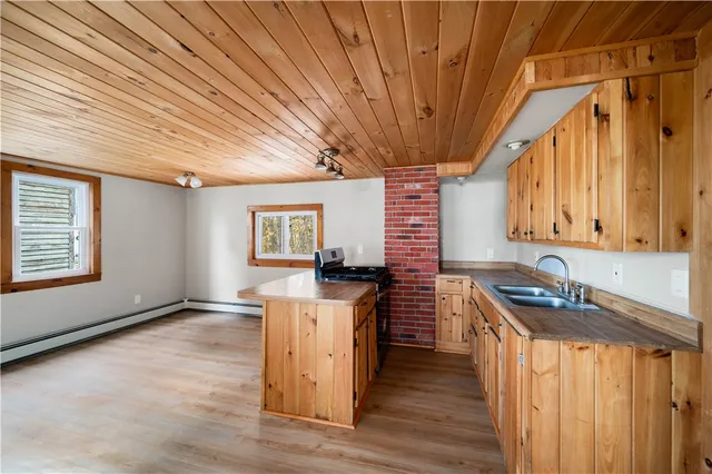 $149,900 | 14 East Spofford Avenue, Manheim, NY 13329