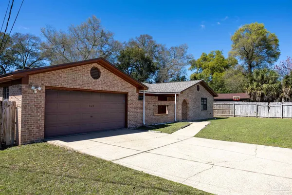 $325,000 | 323 North 57th Avenue, Pensacola, FL 32506