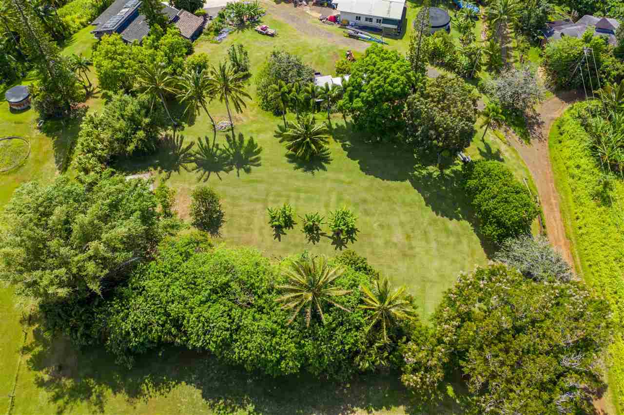257 Door Of Faith Road Haiku, HI 96708 - Photo 8 of 14 a view of a garden