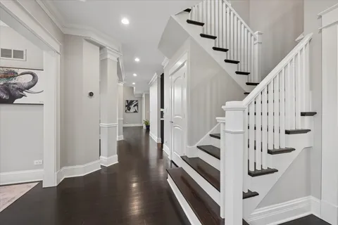 $1,100,000 | 5054 West Berwyn Avenue, Chicago, IL 60630