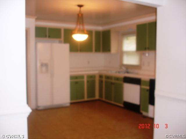 244 Lancaster Road King William, VA 23086 - Photo 3 of 13 Kitchen - Eat-in Kitchen with wood cabinets & new