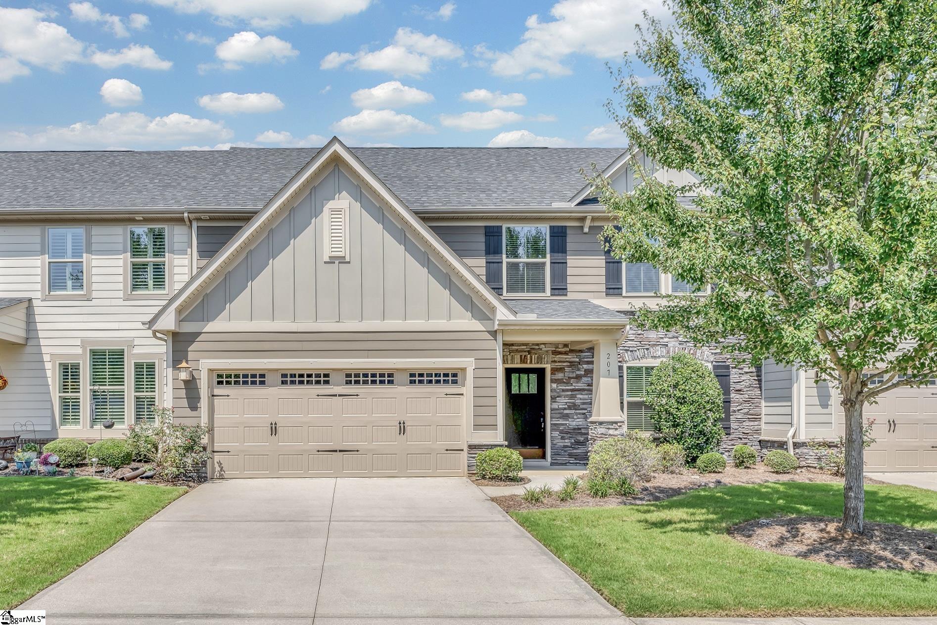 207 Ragin Court Simpsonville, SC 29681 - Photo 1 of 33 Gallery Image 1