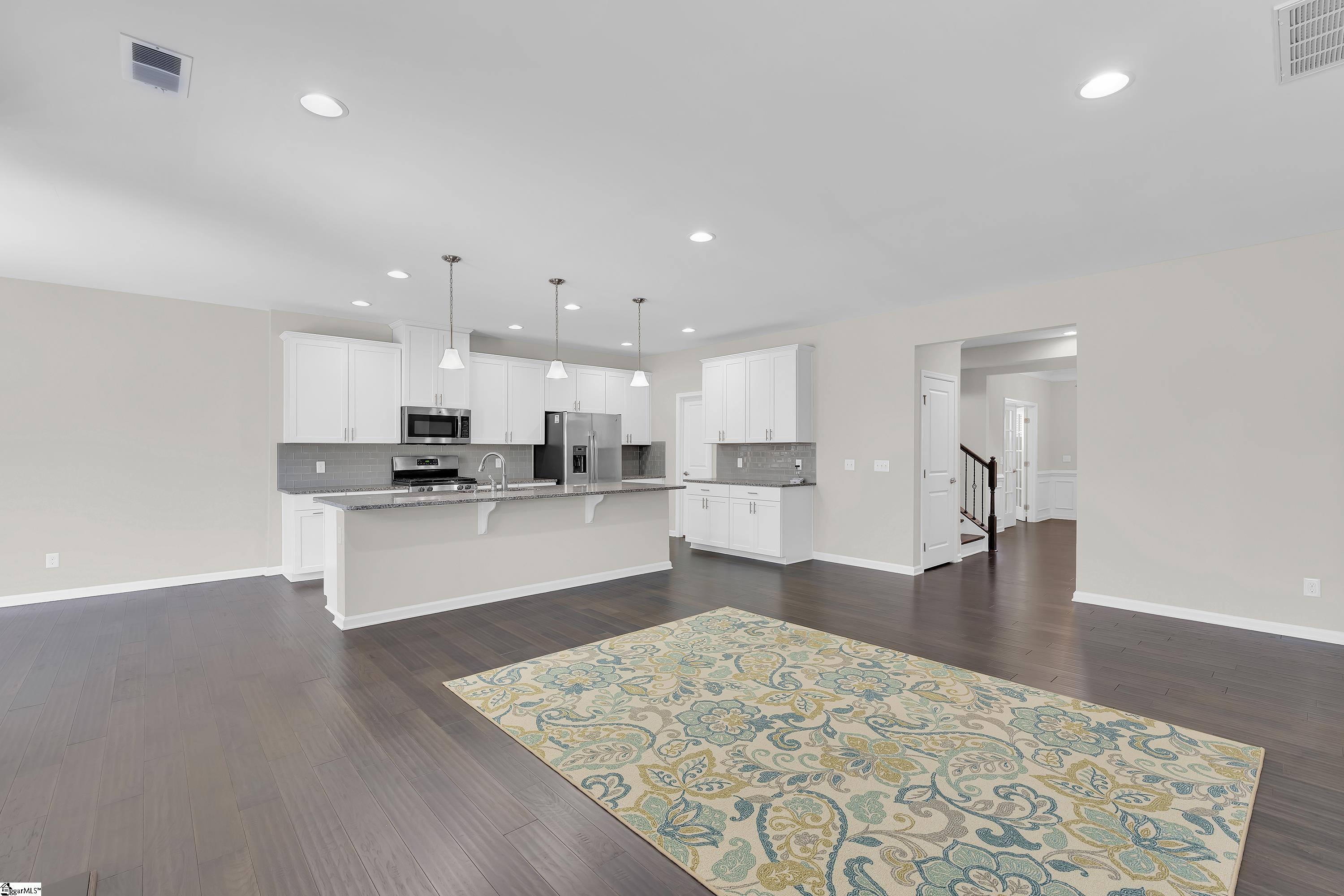 207 Ragin Court Simpsonville, SC 29681 - Photo 10 of 33 Gallery Image 10