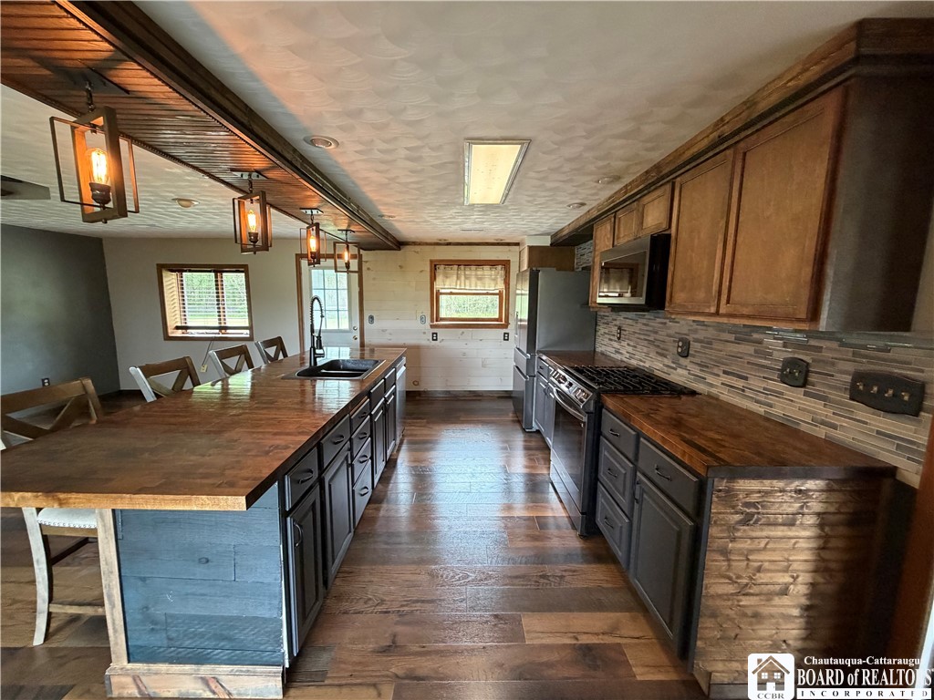 2143 Shadyside Road Mina, NY 14724 - Photo 12 of 46 Kitchen