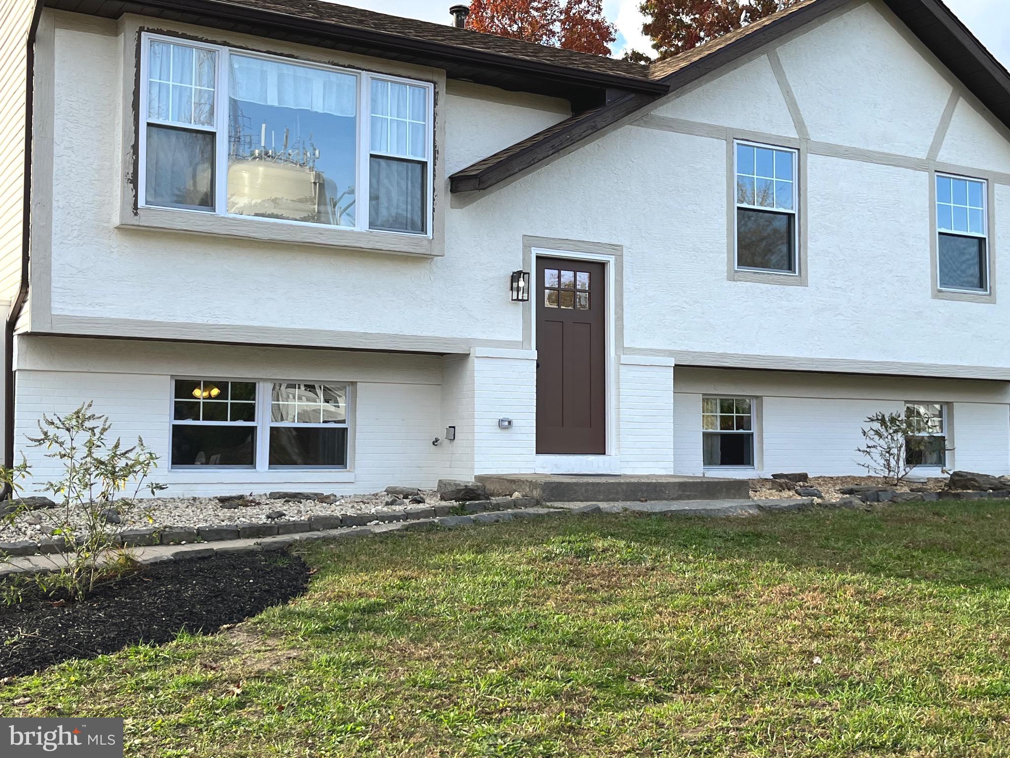 82 Winfield Road Sicklerville, NJ 08081 - Photo 3 of 51