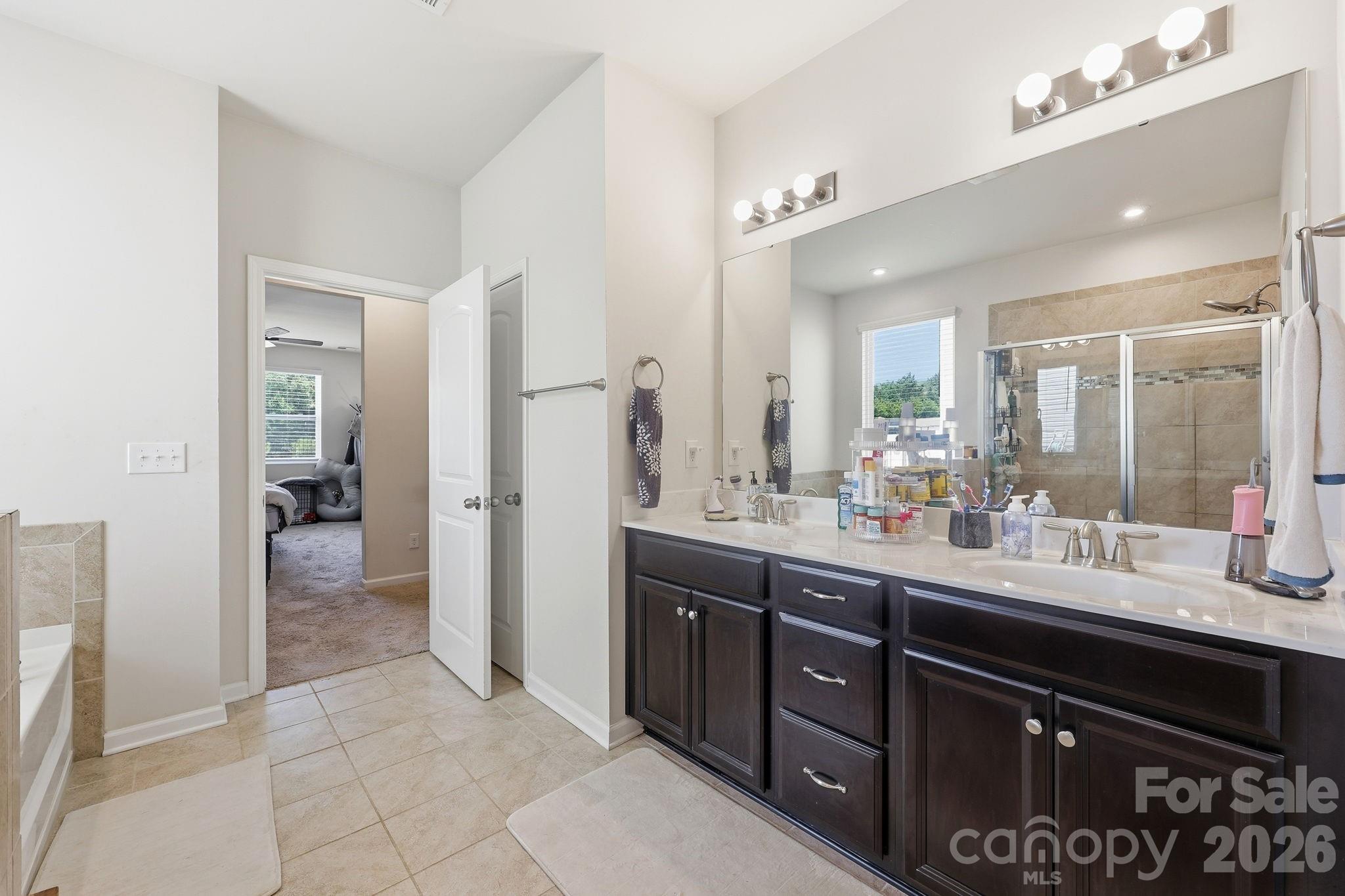 6523 Georgia Oak Road Charlotte, NC 28269 - Photo 15 of 48