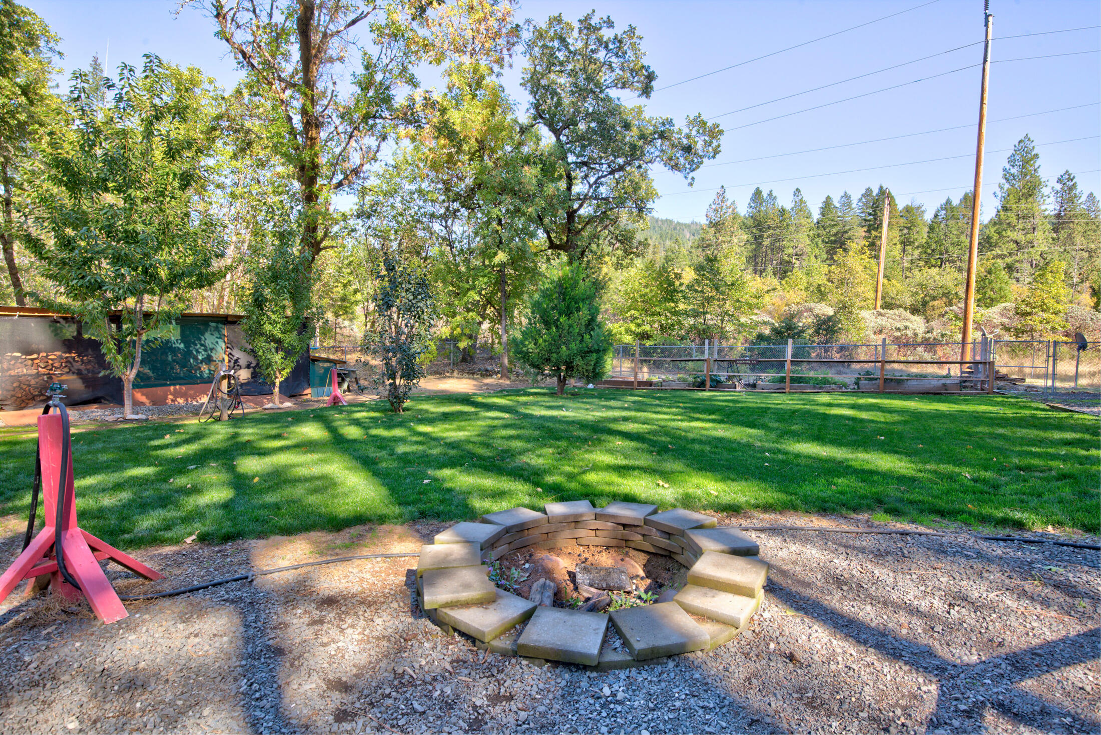 811 North Old Stage Road Cave Junction, OR 97523 - Photo 26 of 37 Fire Pit