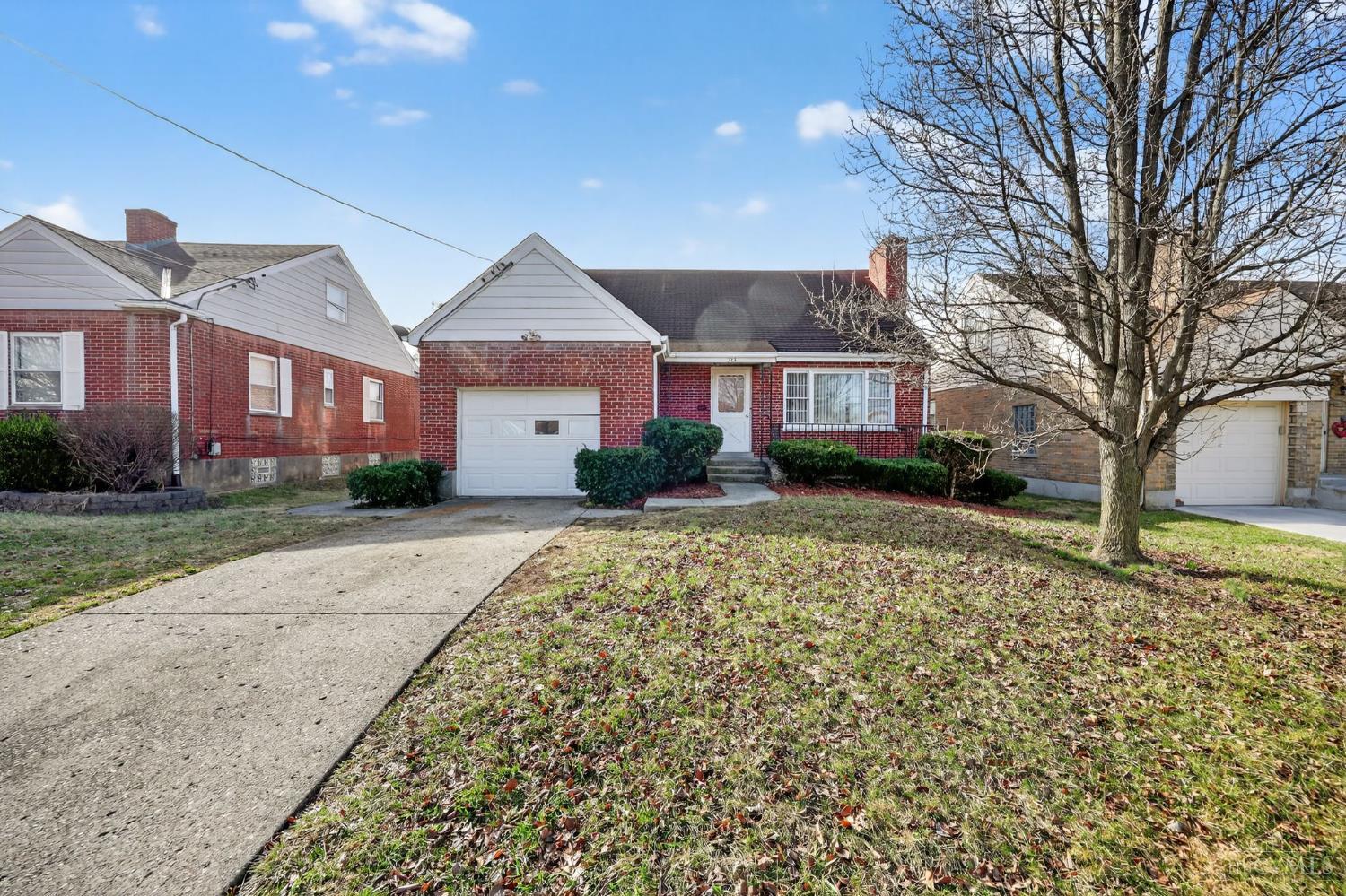 313 Pershing Avenue Cincinnati, OH 45215 - Photo 1 of 36