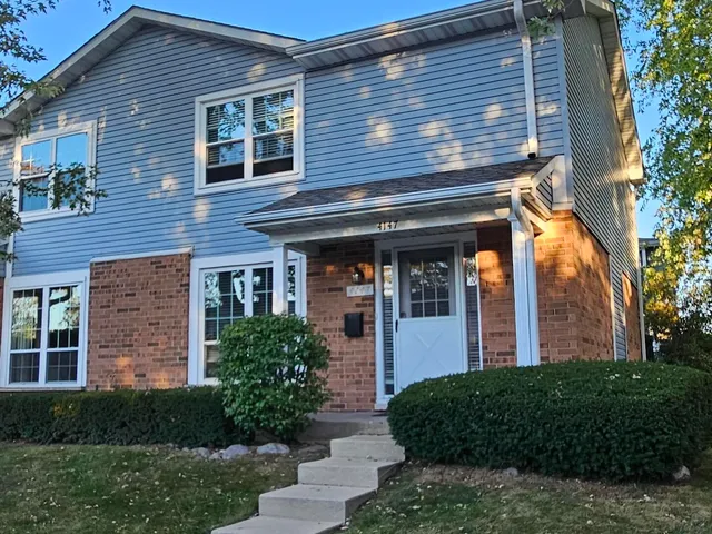 $219,900 | 4147 Continental Drive, Waukegan, IL 60087
